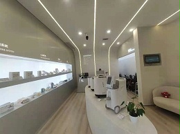 商家在定制展示柜时需要提前准备工作