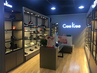 服装展柜设计如何把握好四个原则？
