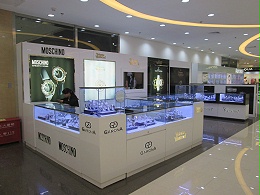 为什么定制烤漆展柜会这么畅销