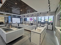 灯光对定做展示柜以及门店展示的影响